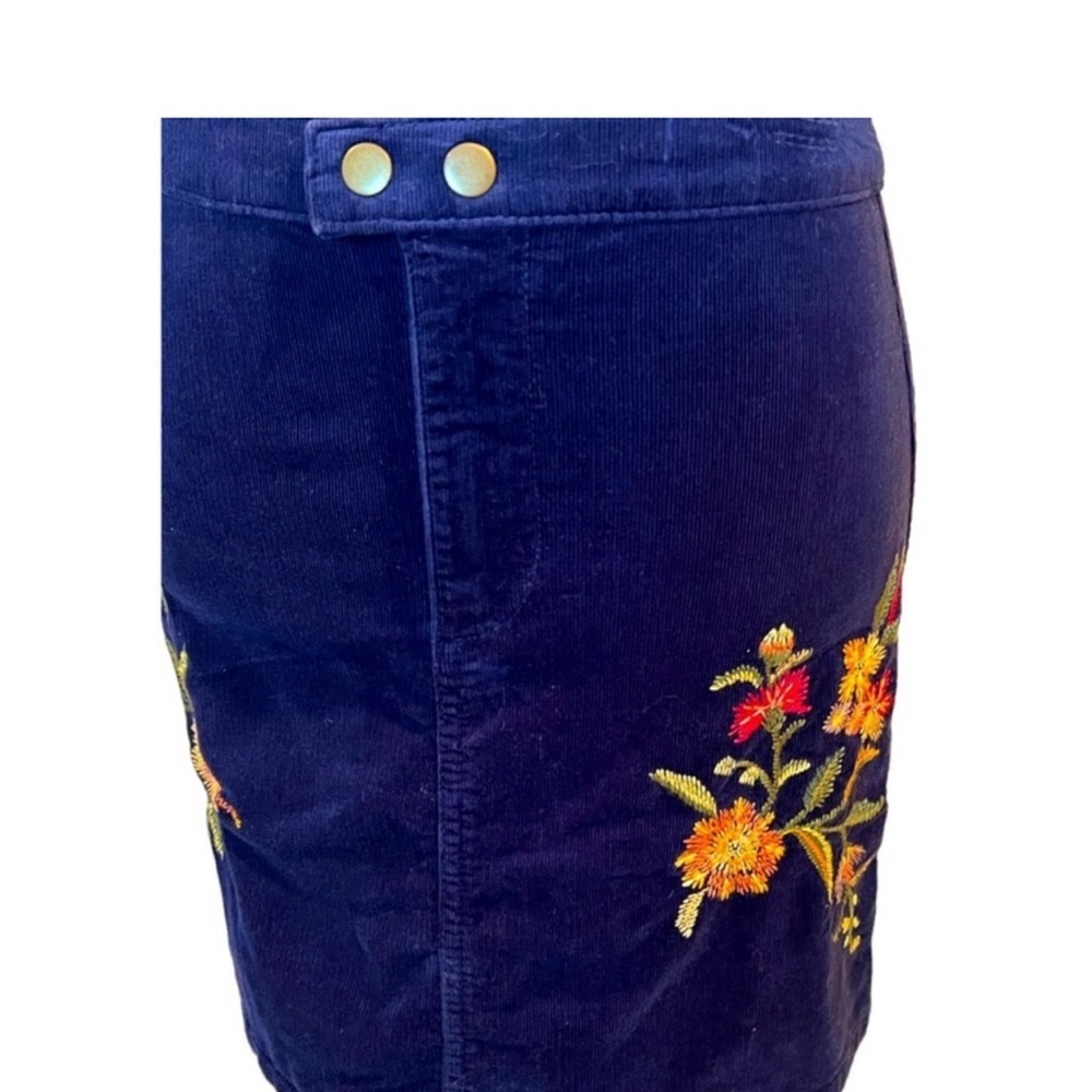 Mossimo Supply Co Navy Corduroy Floral Embroidered Mini Skirt Sz 2 Y2K - Picture 4 of 9